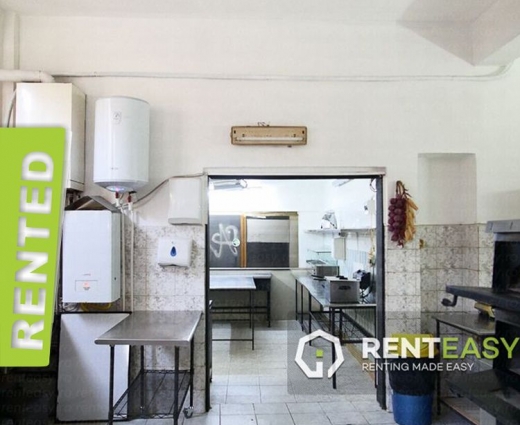 Bucatarie complet utilata pretabila pentru catering de inchiriat in Centru