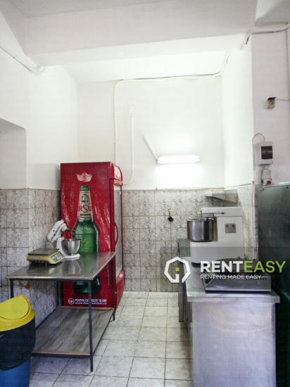 Bucatarie complet utilata pretabila pentru catering de inchiriat in Centru