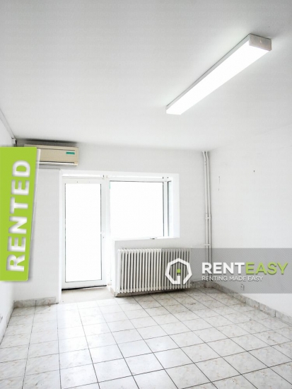 Spatiu comercial 37 mp de inchiriat in Podul de Fier