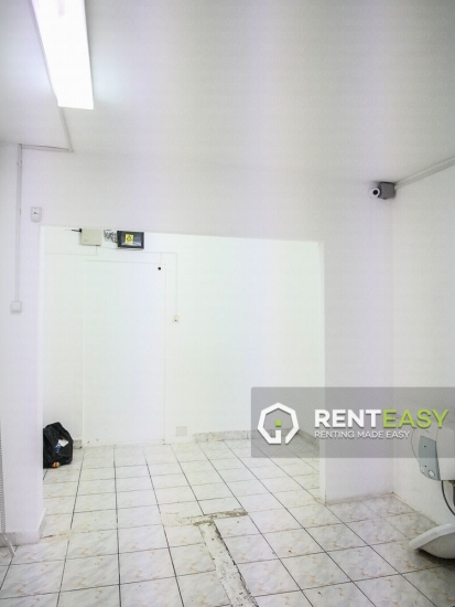 Spatiu comercial 37 mp de inchiriat in Podul de Fier