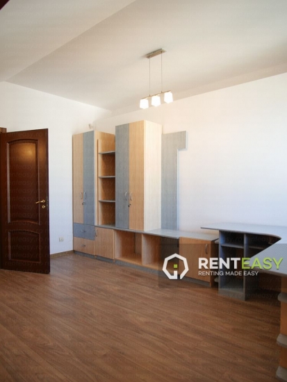 Spatiu birouri 150 mp de inchiriat in Podul de Fier