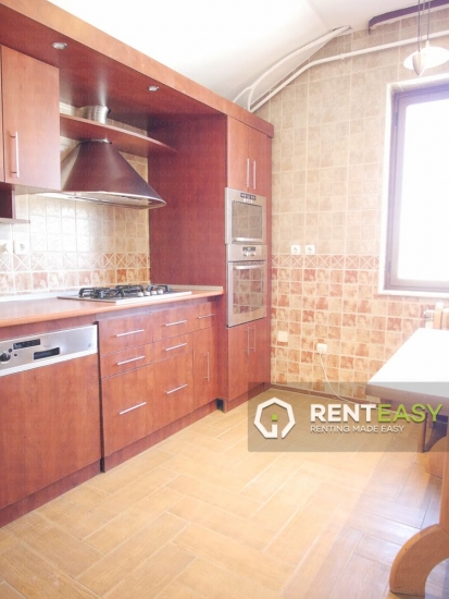 Spatiu birouri 150 mp de inchiriat in Podul de Fier