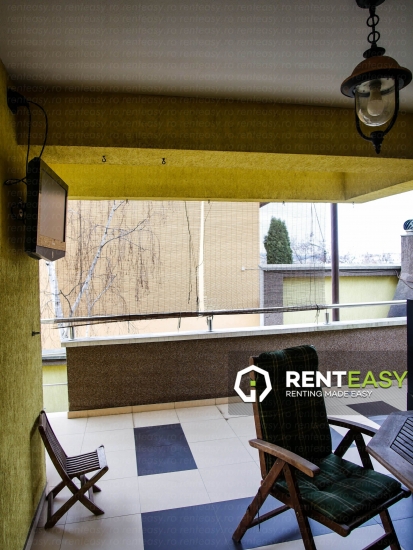 Vila cu 9 camere de inchiriat situata in zona Pacurari - Fundatie 