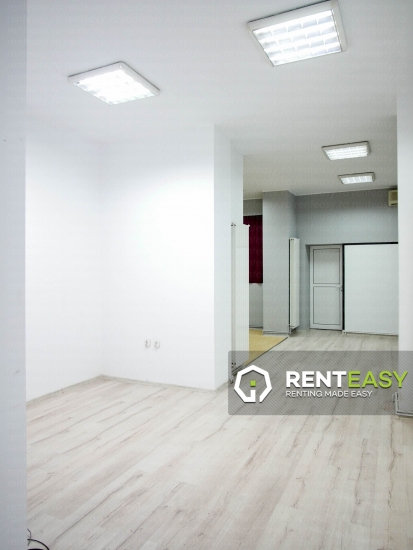 Spatiu comercial de inchiriat situat ultracentral - suprafata 50 mp