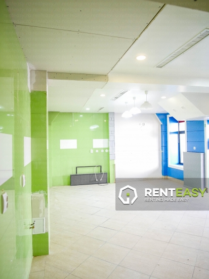 Spatiu comercial de inchiriat situat ultracentral - suprafata 50 mp