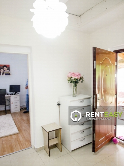 De vanzare ! Casa cu 4 camere situata in zona UMF