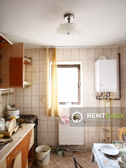 Casa 4 Camere pentru Vanzare in Centru langa Palas