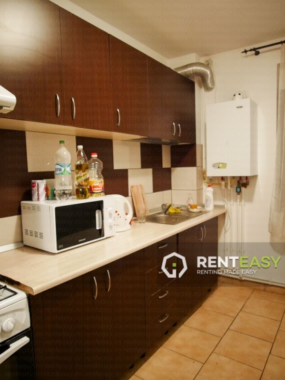 Apartament cu 3 camere de vanzare in Centru - Targu Cucu