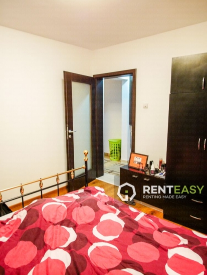 Apartament cu 3 camere de vanzare in Centru - Targu Cucu