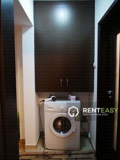 Apartament cu 3 camere de vanzare in Centru - Targu Cucu