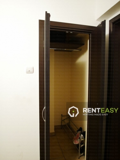 Apartament cu 3 camere de vanzare in Centru - Targu Cucu