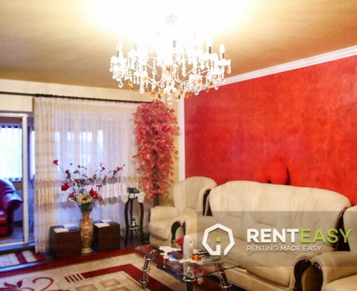 Apartament cu 2 camere de vanzare in zona Podul de Fier