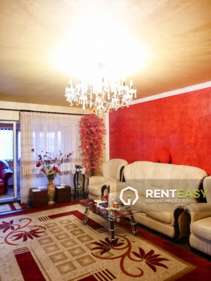Apartament cu 2 camere de vanzare in zona Podul de Fier