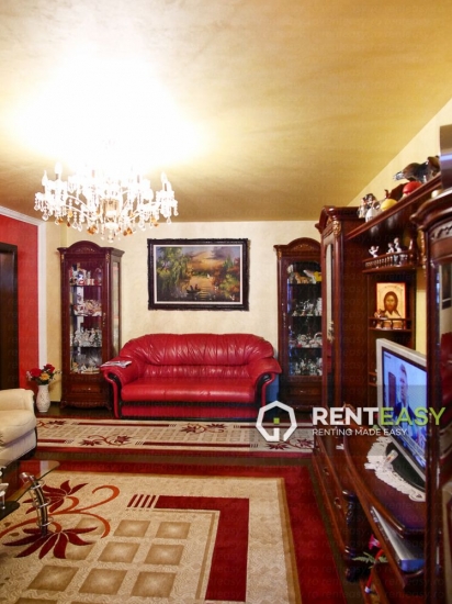 Apartament cu 2 camere de vanzare in zona Podul de Fier