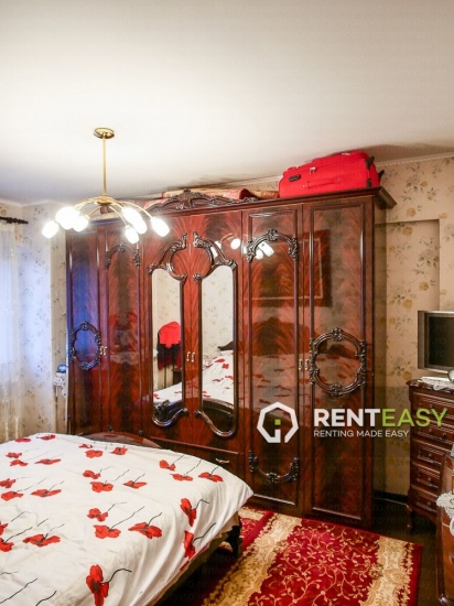 Apartament cu 2 camere de vanzare in zona Podul de Fier