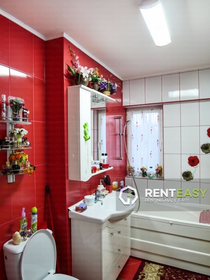 Apartament cu 2 camere de vanzare in zona Podul de Fier