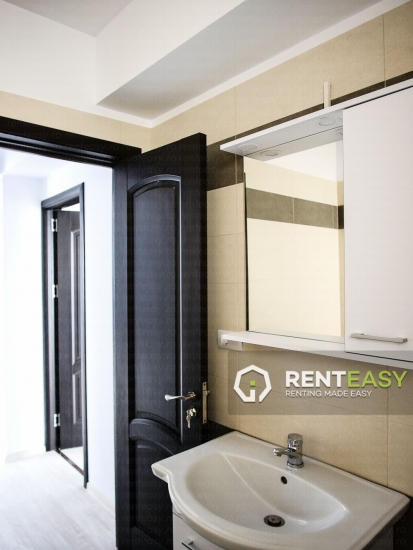 Apartament cu 3 camere de vanzare in zona centrala - Bloc nou