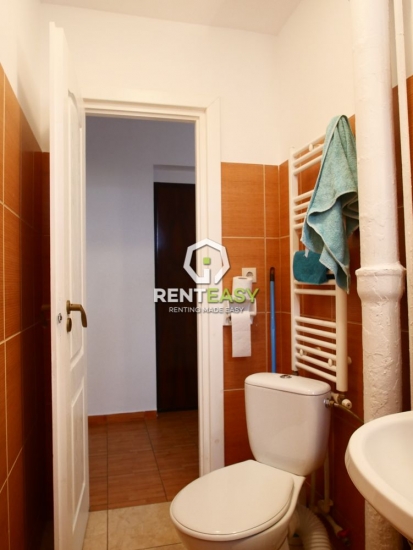 Apartament cu 2 camere de vanzare in zona Arcu - Piata Unirii