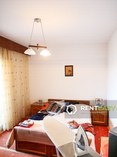 Apartament decomandat cu 4 Camere de Vanzare Ultracentral