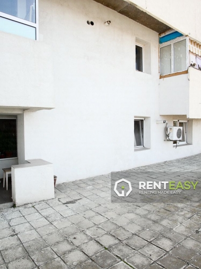 Apartament decomandat cu 4 Camere de Vanzare Ultracentral