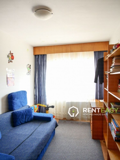 Apartament decomandat cu 4 Camere de Vanzare Ultracentral