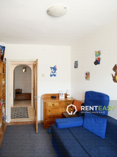 Apartament decomandat cu 4 Camere de Vanzare Ultracentral