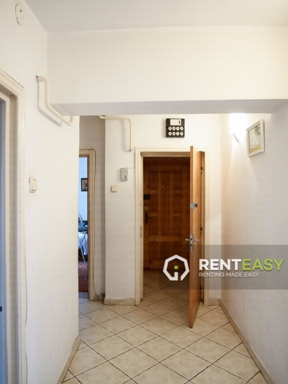Apartament decomandat cu 4 Camere de Vanzare Ultracentral