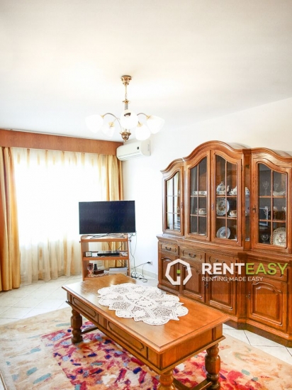 Apartament decomandat cu 4 Camere de Vanzare Ultracentral
