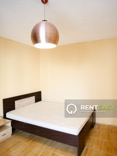 Apartament cu 3 camere pentru vanzare pe Independentei - UMF