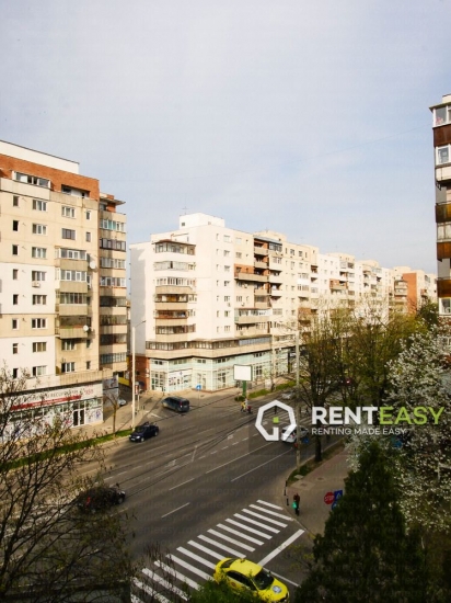 Apartament cu 3 camere pentru vanzare pe Independentei - UMF