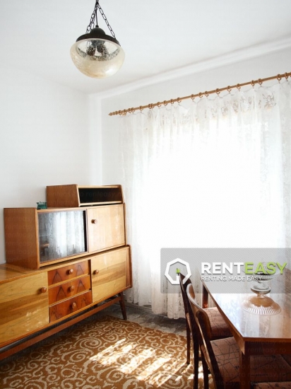Casa cu 3 camere de vanzare in zona Moara de Vant