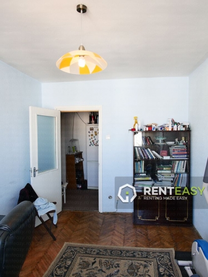 Apartament cu 4 camere in zona Garii de vanzare