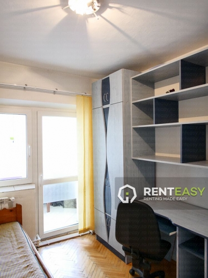 Apartament cu 4 Camere de vanzare langa Hala Centrala