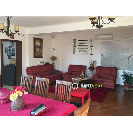 Vila 6 camere de vanzare in Bucium