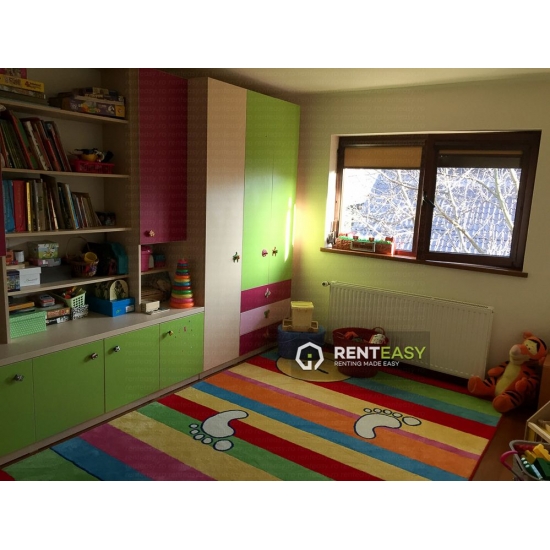 Vila 6 camere de vanzare in Bucium