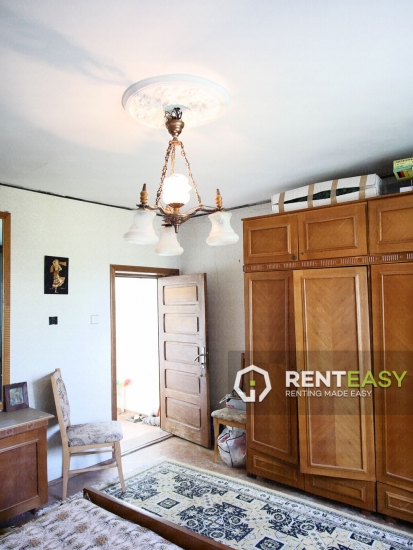 Apartamentcu 4 camere la casa de vanzare in zona Copou