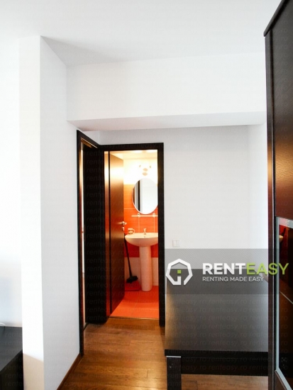 Apartament cu 4 camere de vanzare in zona Centru - Podul de Fier