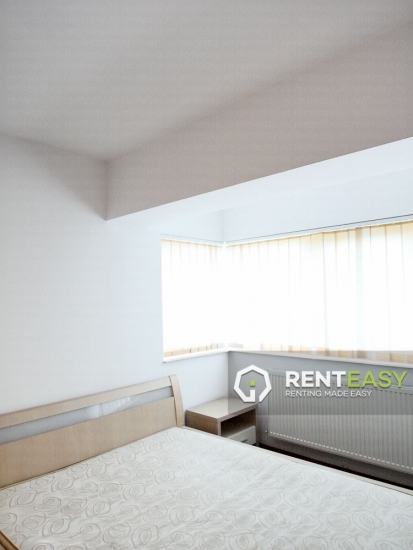 Apartament cu 4 camere de vanzare in zona Centru - Podul de Fier