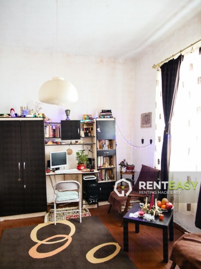 Casa cu 3 camere de vanzare in Iasi