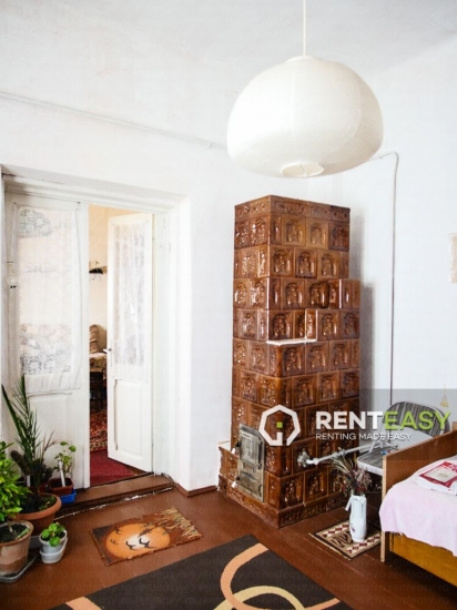 Casa cu 3 camere de vanzare in Iasi