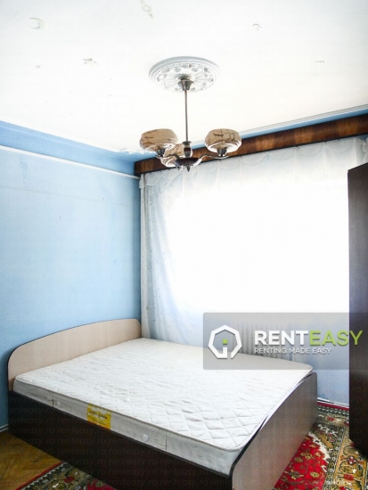 Apartament cu 3 camere de vanzare in Centru - Stefan cel Mare