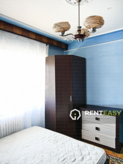 Apartament cu 3 camere de vanzare in Centru - Stefan cel Mare