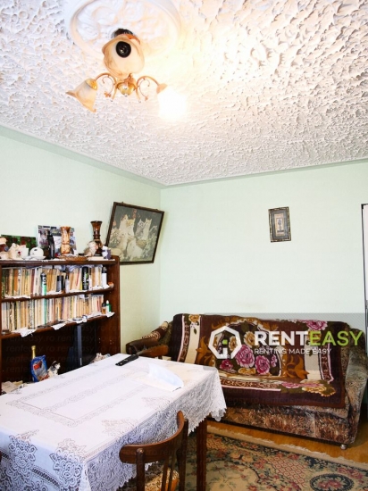 Apartament cu 2 Camere in Centru - Podul de Fier pentru Vanzare
