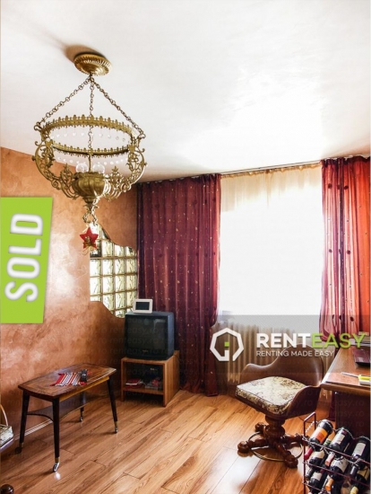 Apartament cu 2 camere de vanzare in Centru - Podul de Fier