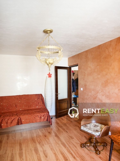 Apartament cu 2 camere de vanzare in Centru - Podul de Fier