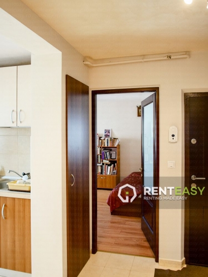 Apartament cu 2 camere de vanzare in Centru - Podul de Fier