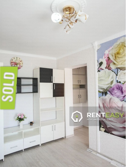 Apartament cu 3 camere de vanzare in Podul de Piatra