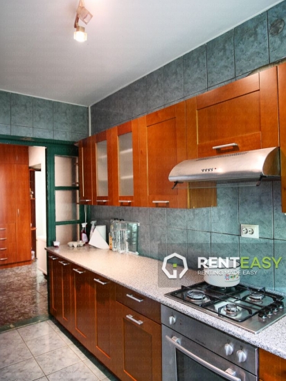 Apartament decomandat cu 3 camere de vanzare in Copou - Universitate