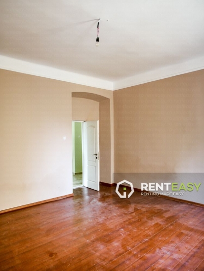 Apartament cu 2 camere la casa de vanzare in Centru - Cuza Voda
