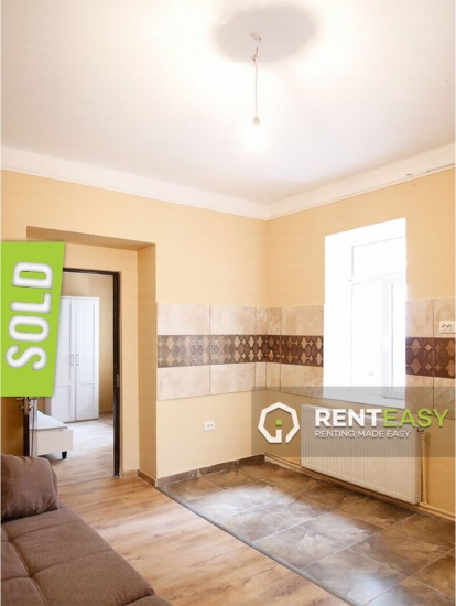 Casa cu 4 camere Centru - UMF de vanzare